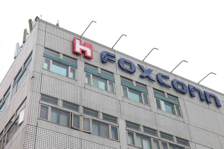 Chip Stocks Jump as Foxconn Spotlights AI Demand