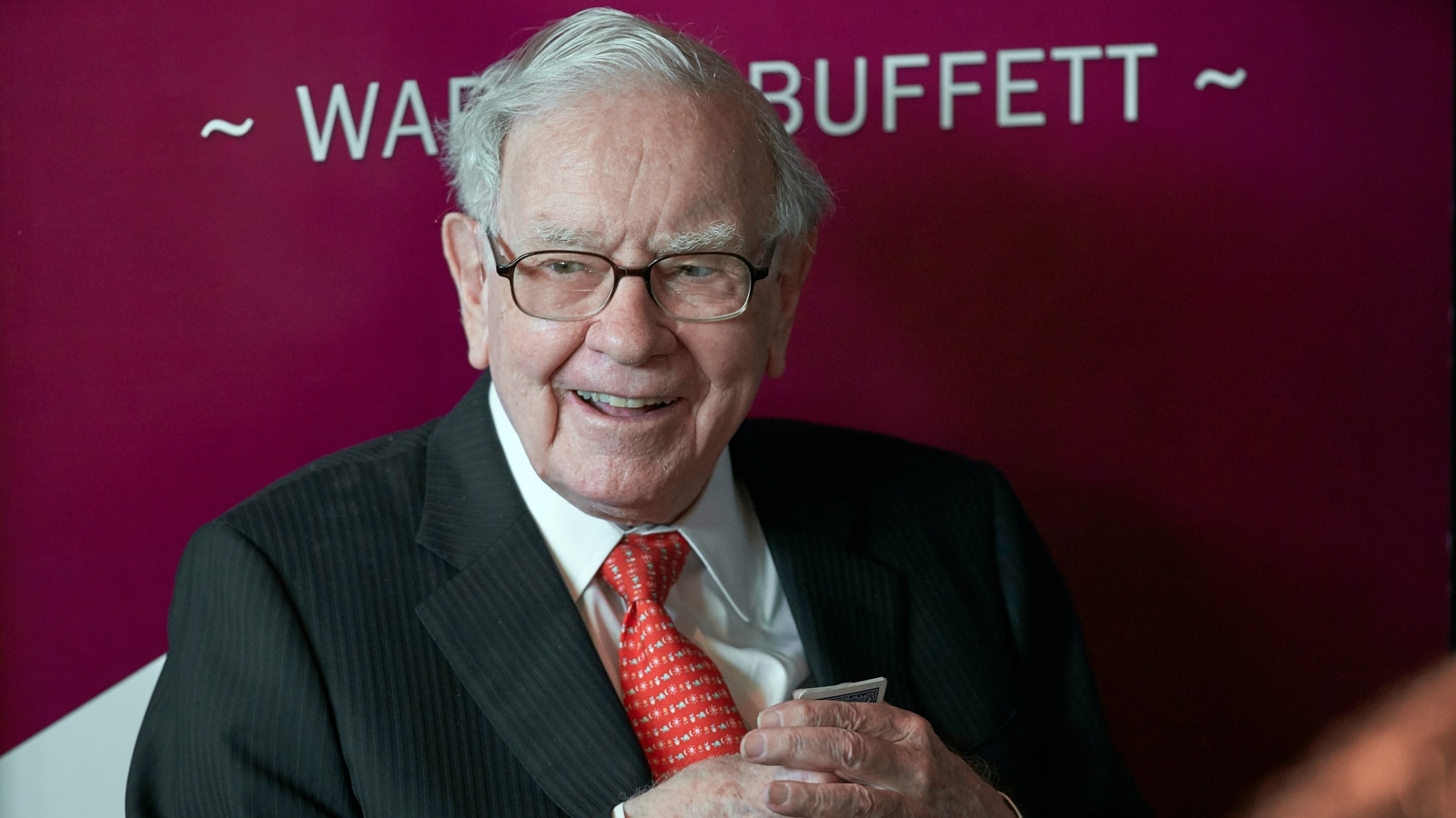 ‘Will end in disaster’: Celebrity tech investor disagrees with Warren Buffett